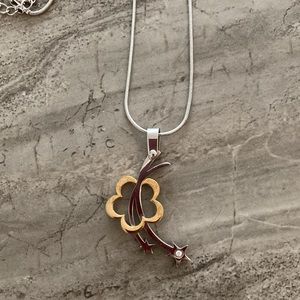Welch Metal Flower and 2 Stars, 1 Rheinstone Gold & Silver Tone Necklace, Signed